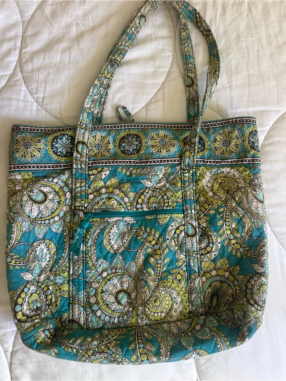 Turquoise Floral Paisley Vera Bradley Tote with toggle closure